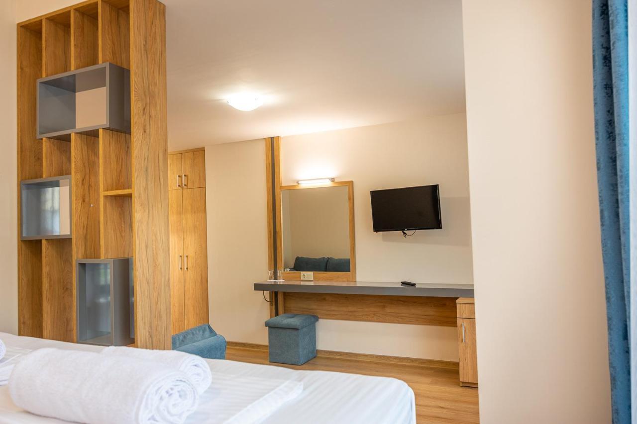 Eco Hotel Momata Kolarovo Eksteriør bilde
